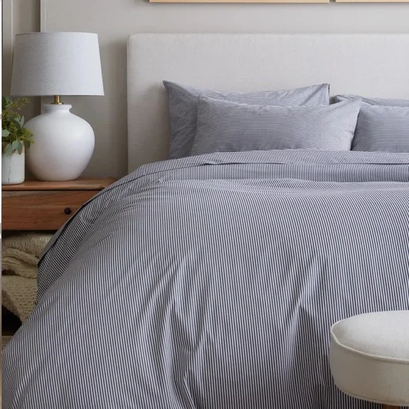 Quince Classic Organic Percale Duvet Cover Queen - Picture 3 of 4